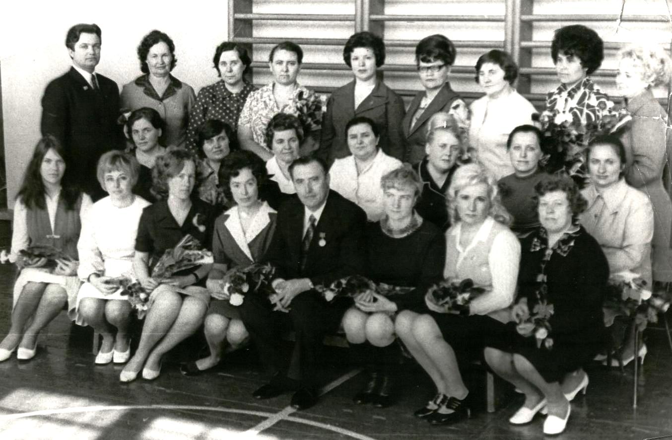 фото учителей пышкетской школы 1970 годы